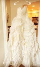 Load image into Gallery viewer, Maggie Sottero &#39;Juliette&#39; wedding dress size-02 PREOWNED
