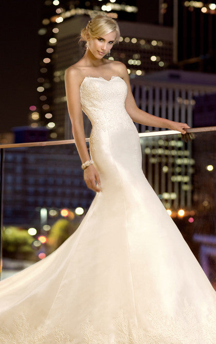 Essence of Australia A-Line Strapless Wedding Dress - essence of australia - Nearly Newlywed Bridal Boutique - 1