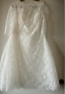 Monique Lhuillier 'Vignette' size 18 used wedding dress front view on hanger