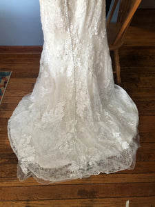 Oleg Cassini 'Cwg638' wedding dress size-10 PREOWNED