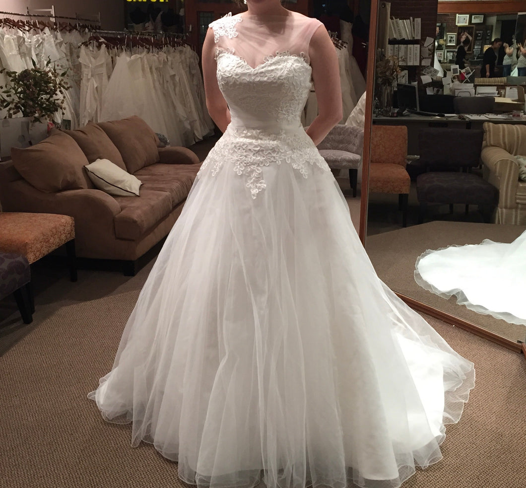 Sweetheart '6027' wedding dress size-06 NEW