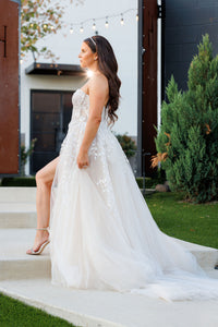 BERTA '20-113' wedding dress size-08 PREOWNED