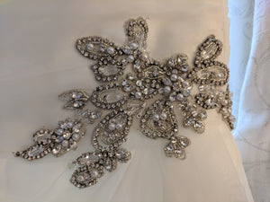 Allure 'Drop Waist Beaded' size 2 used wedding dress view of trim