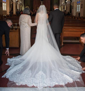 Martina Liana 'ML873' wedding dress size-06 PREOWNED