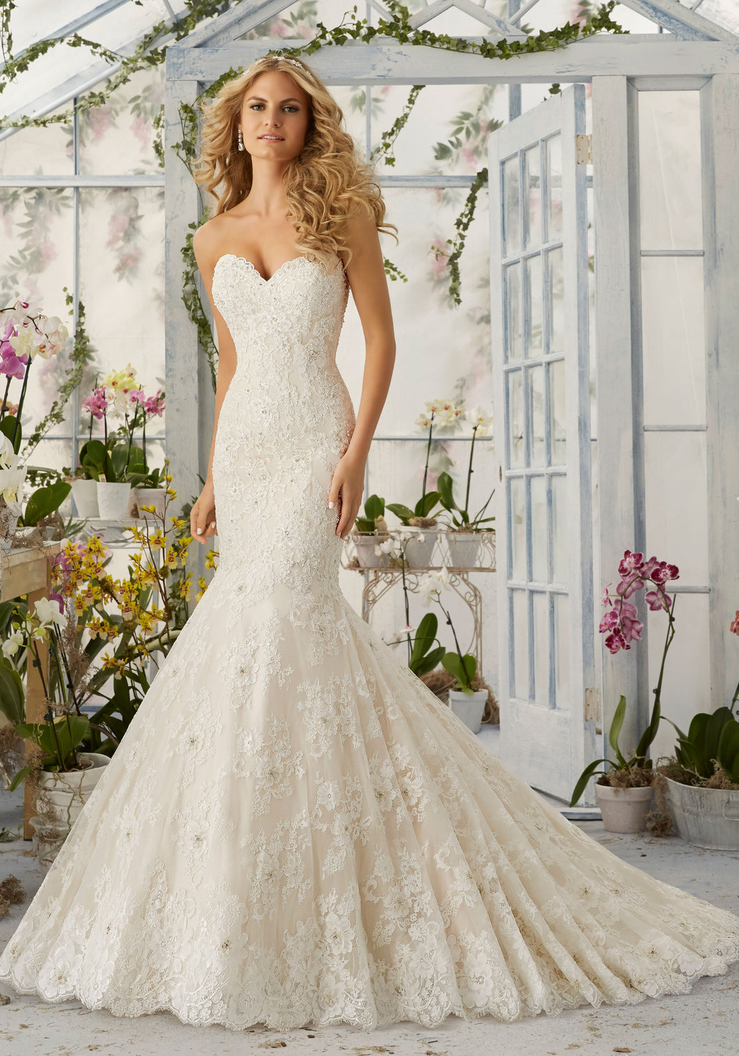Mori Lee 'Madeline Gardner 2820' size 8 new wedding dress front view on model