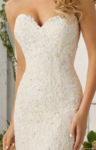 Load image into Gallery viewer, Mori Lee &#39;Madeline Gardner 2820&#39; size 8 new wedding dress front view close up on model
