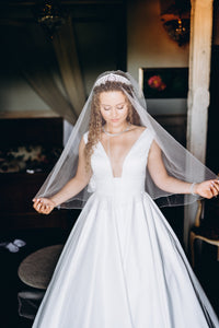 Eva Lendel 'Valery' wedding dress size-06 PREOWNED