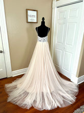 Load image into Gallery viewer, Martina Liana &#39;Britt top &amp; Sawyer skirt&#39; wedding dress size-14 NEW

