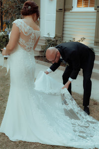 Stella York '7066' wedding dress size-06 PREOWNED