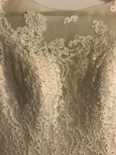 Load image into Gallery viewer, Oleg Cassini &#39;Illusion&#39; size 6 used wedding dress front view of detail
