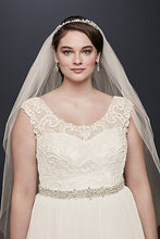 Load image into Gallery viewer, Tulle Plus Size With Lace Cap Sleeve
