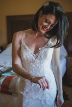 Load image into Gallery viewer, Sottero and Midgley &#39;Sandrina&#39; size 8 used wedding dress front view on bride
