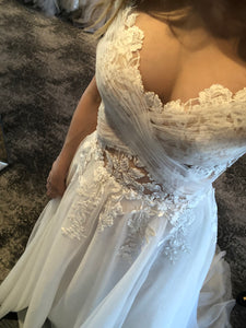 Ines Di Santo 'Francesca' wedding dress size-04 NEW