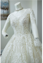 Load image into Gallery viewer, Tom Jeon &#39;N/A&#39; wedding dress size-04 PREOWNED
