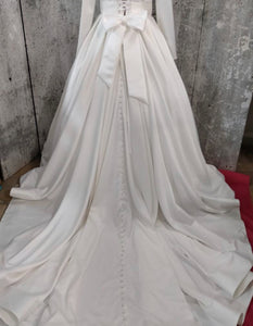 Customed made  'Long train bridal gown ' wedding dress size-14 NEW