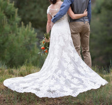 Load image into Gallery viewer,  &#39;None&#39; wedding dress size-00 PREOWNED
