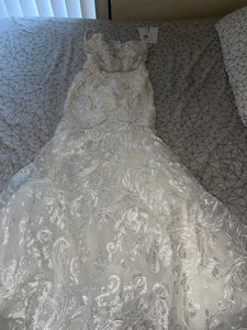 Galina Signature 'SWG835' wedding dress size-02 NEW