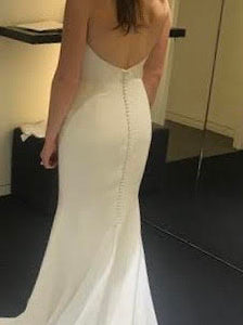 Vera Wang 'Jocelyn' size 4 new wedding dress back view on bride