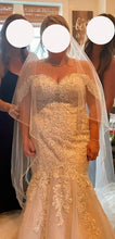 Load image into Gallery viewer, Essense of Australia &#39;D2518&#39; wedding dress size-12 PREOWNED
