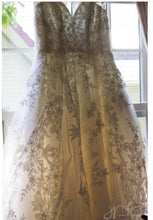 Load image into Gallery viewer, Oleg Cassini &#39;Ball Gown&#39; size 16 used wedding dress front view on hanger
