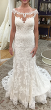 Load image into Gallery viewer, Stella York &#39;6118CR&#39; wedding dress size-02 NEW
