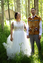 Load image into Gallery viewer, Rebecca Ingram  &#39;Ardelle&#39; wedding dress size-16 PREOWNED
