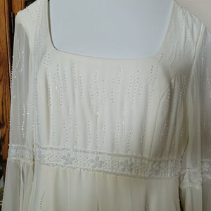 St. Patrick '3509' wedding dress size-12 PREOWNED