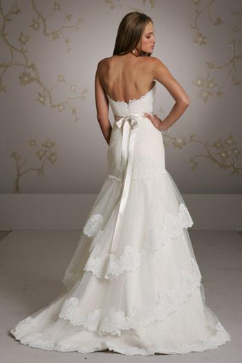 Tara Keely '2052' size 4 used wedding dress back view on model