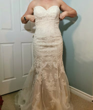 Load image into Gallery viewer, Jade Daniels &#39;JB7746&#39; wedding dress size-06 NEW
