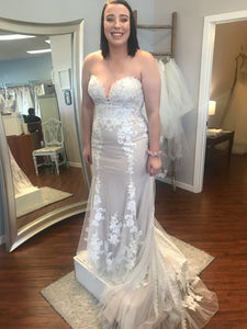 Lillian West '66009' wedding dress size-12 NEW