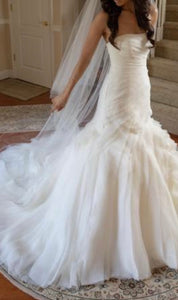 White by Vera Wang 'Bias-Tier Trumpet' size 8 used wedding dress front view on bride