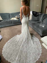 Load image into Gallery viewer, Made With Love &#39;Harlow&#39; wedding dress size-04 NEW
