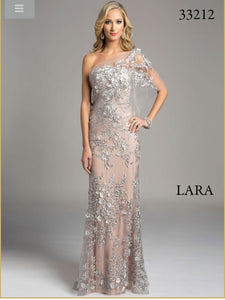 Custom 'Lara' size 16 used wedding dress front view on model