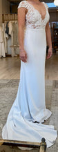 Load image into Gallery viewer, Anaiss &#39;Annalise&#39; wedding dress size-06 NEW
