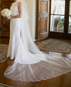 Carolina Herrera 'Iris Dress' wedding dress size-04 PREOWNED