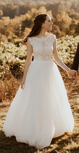 aire barcelona '2C134 BAMBU' wedding dress size-00 PREOWNED