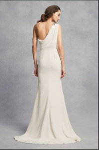 Vera Wang White 'One Shoulder Sheath' size 10 new wedding dress back view on model