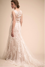 Load image into Gallery viewer, BHLDN &#39;Sheridan&#39; size 8 new wedding dress back view on model
