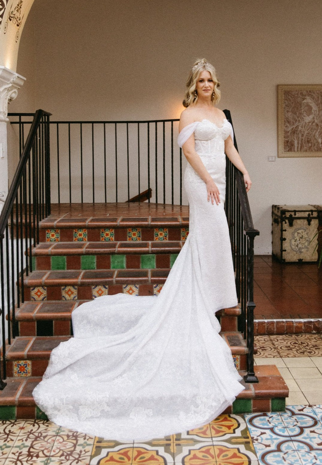 Hayley Paige 'Reba' wedding dress size-04 PREOWNED