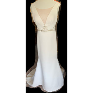 Made With Love '2214' wedding dress size-06 PREOWNED