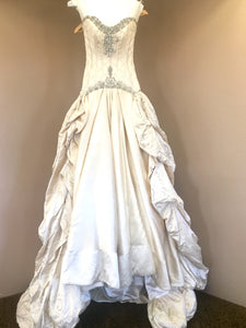 St. Pucchi 'Couture' size 2 used wedding dress front view on hanger
