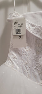 David's Bridal 'T8017' wedding dress size-02 NEW