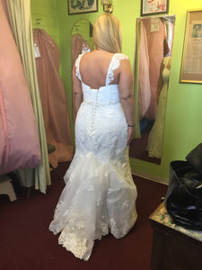Stella York 'Adele LU or ZP -Lace Up Corset back ' wedding dress size-14 PREOWNED