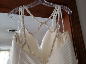 Stella York '6530DMZP' size 16 new wedding dress back view close up