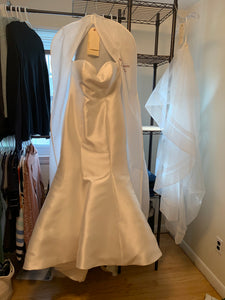 Allure 'Romance 3000t' wedding dress size-08 NEW