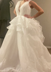 Blissgown 'Classic' wedding dress size-04 NEW