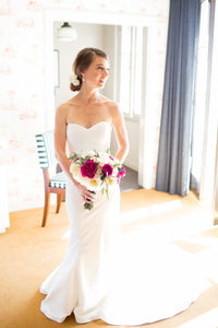Nicole Miller 'Dakota' wedding dress size-00 PREOWNED