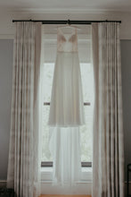 Load image into Gallery viewer, Justin Alexander &#39;88003&#39; wedding dress size-04 PREOWNED
