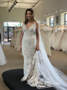 Allure 'Allure' wedding dress size-08 NEW