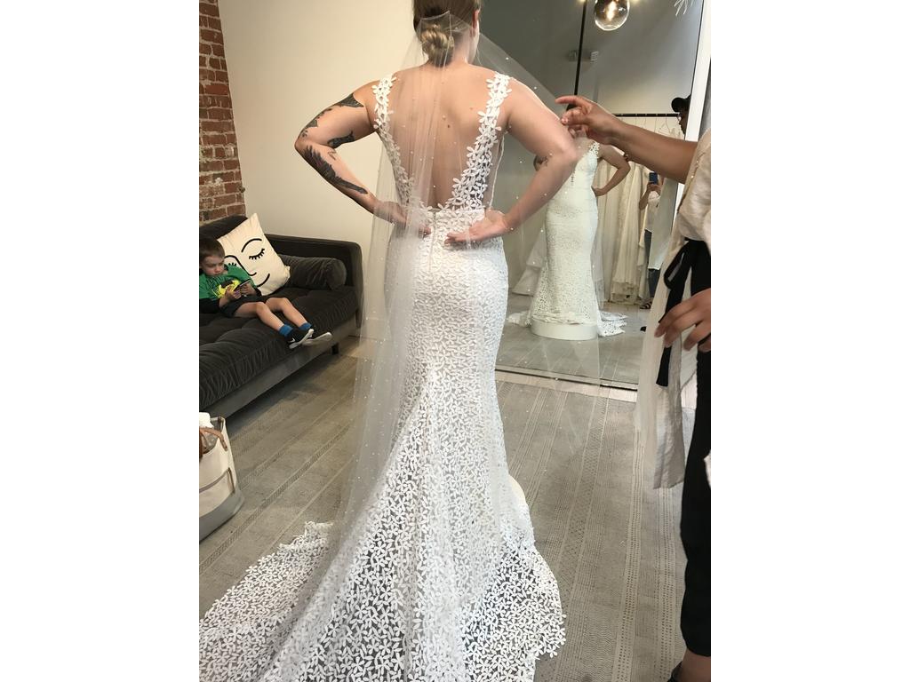 Laudae 'Jasmin' size 6 new wedding dress back view on bride